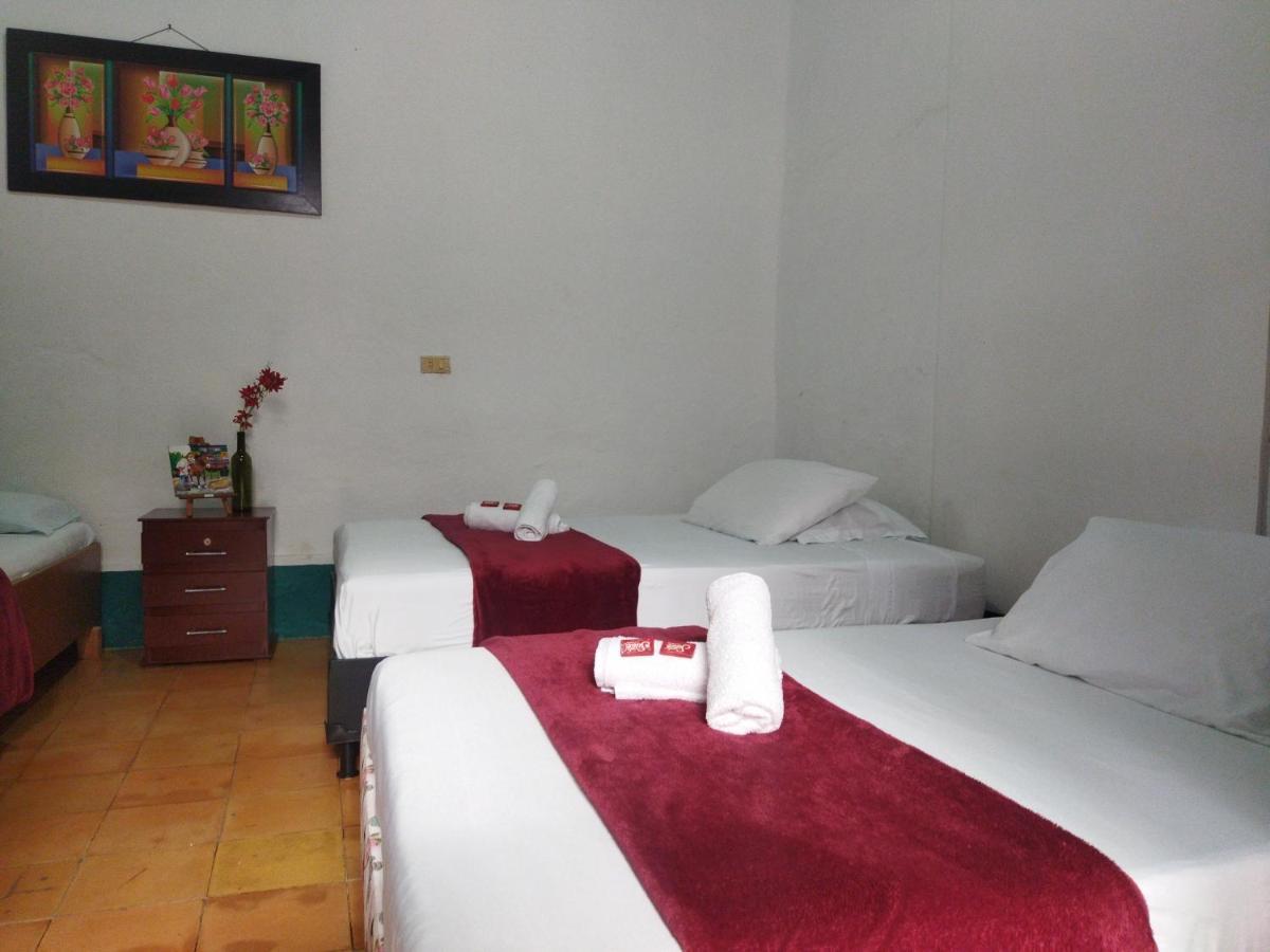 Hotel Jardin Es Tuyo Extérieur photo